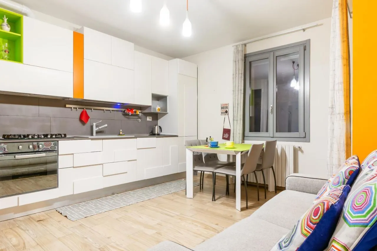 Colorful Boccaccio Apartment Florencia